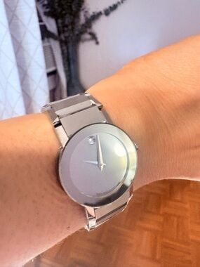 Movado Silver Minimalist Museum Dial Bracelet Watch